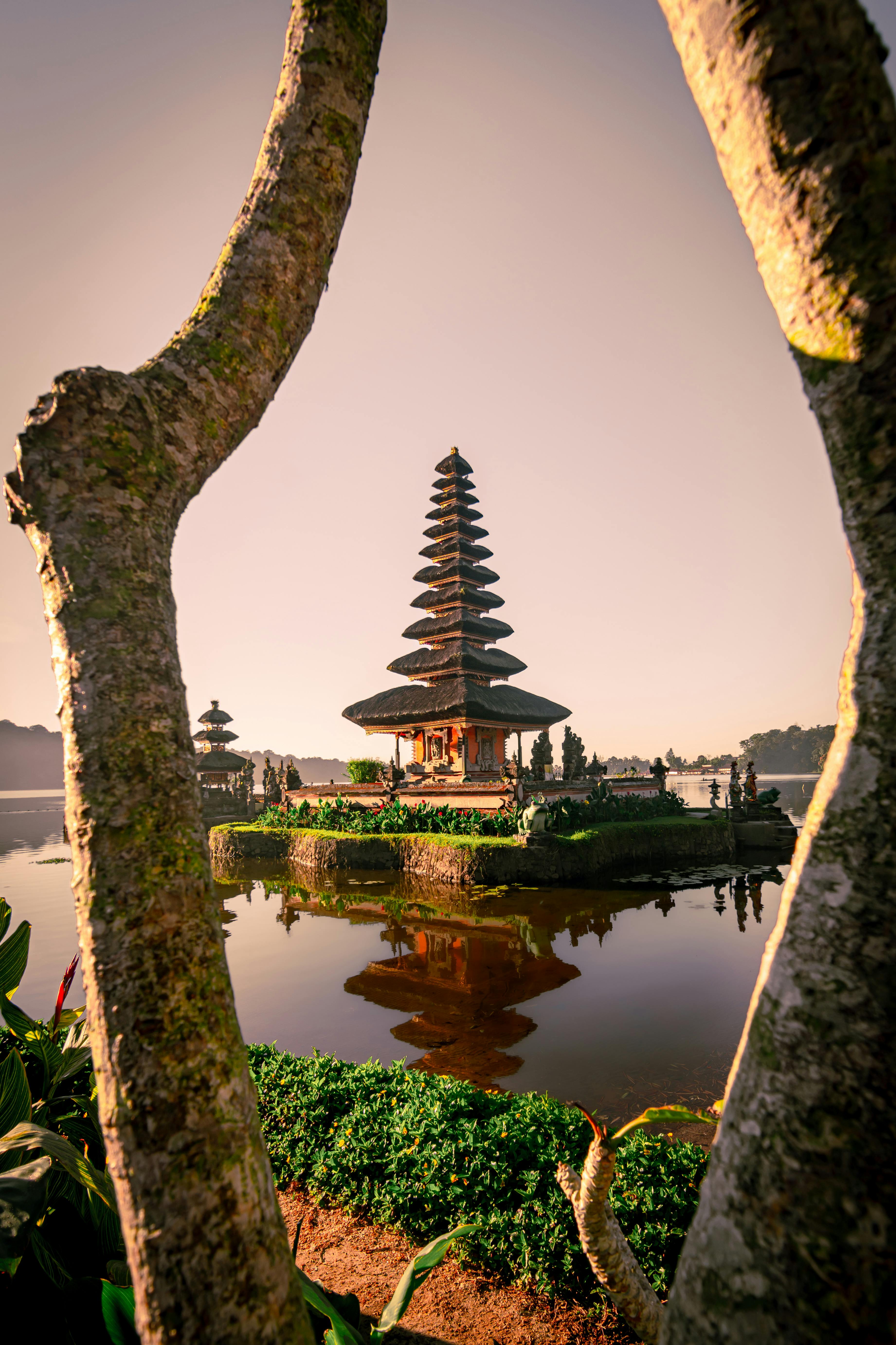 ROMANTIC BALI